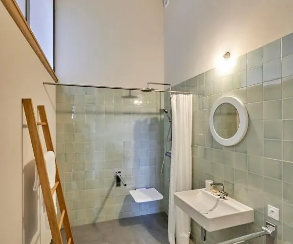 Dependance De Sibra * Lagarde (Ariege)